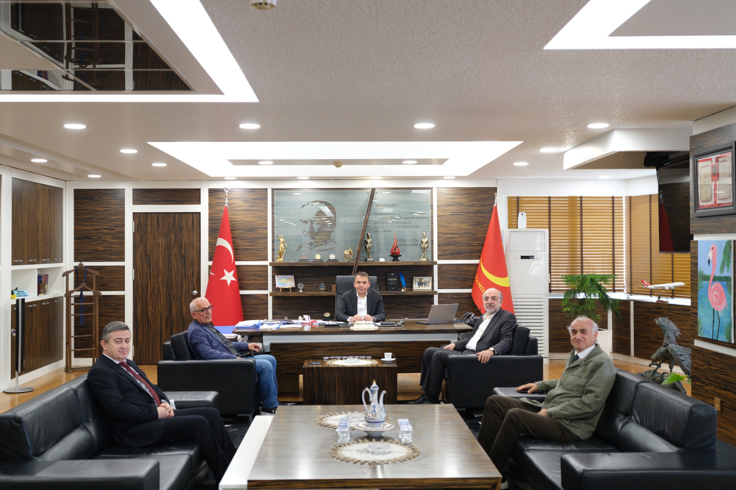 Doğanın İzinde Derneği Yönetim Kurulu tarafından Kastamonu Belediyesine anlamlı bir ziyaret gerçekleştirildi.